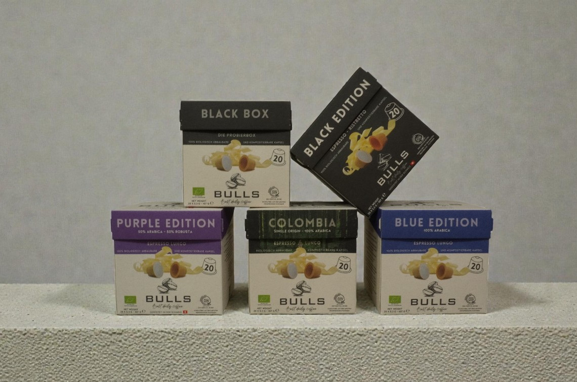 vouwkoffiedoosjescapsulesbullsgroot-photoroom