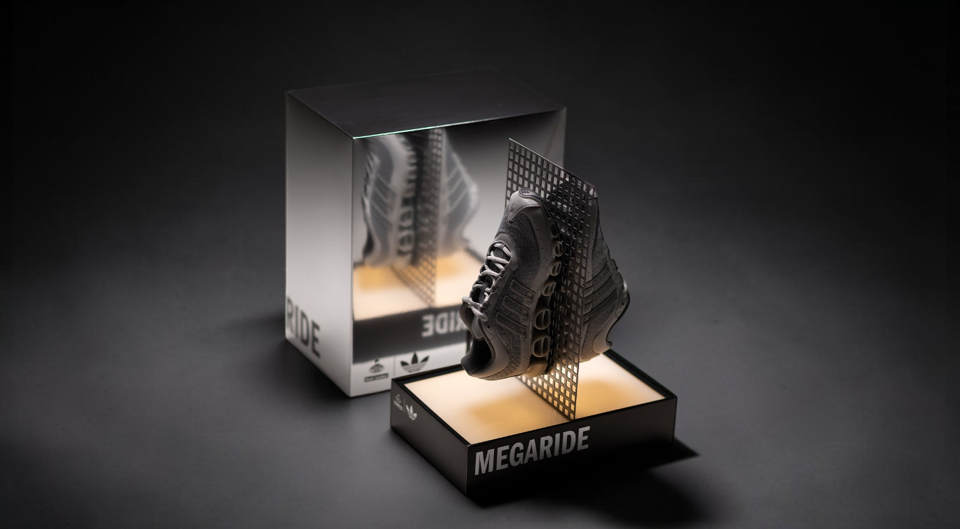 adidas-pr-verpakking-licht-zilverkarton