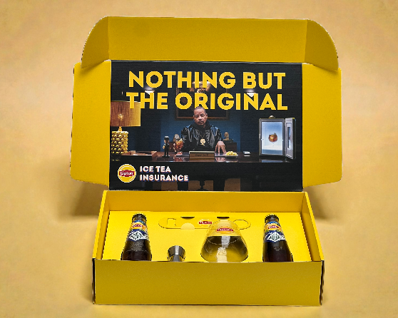 kartonnen pr box met interieur voor een marketing campagne voor lipton ice tea