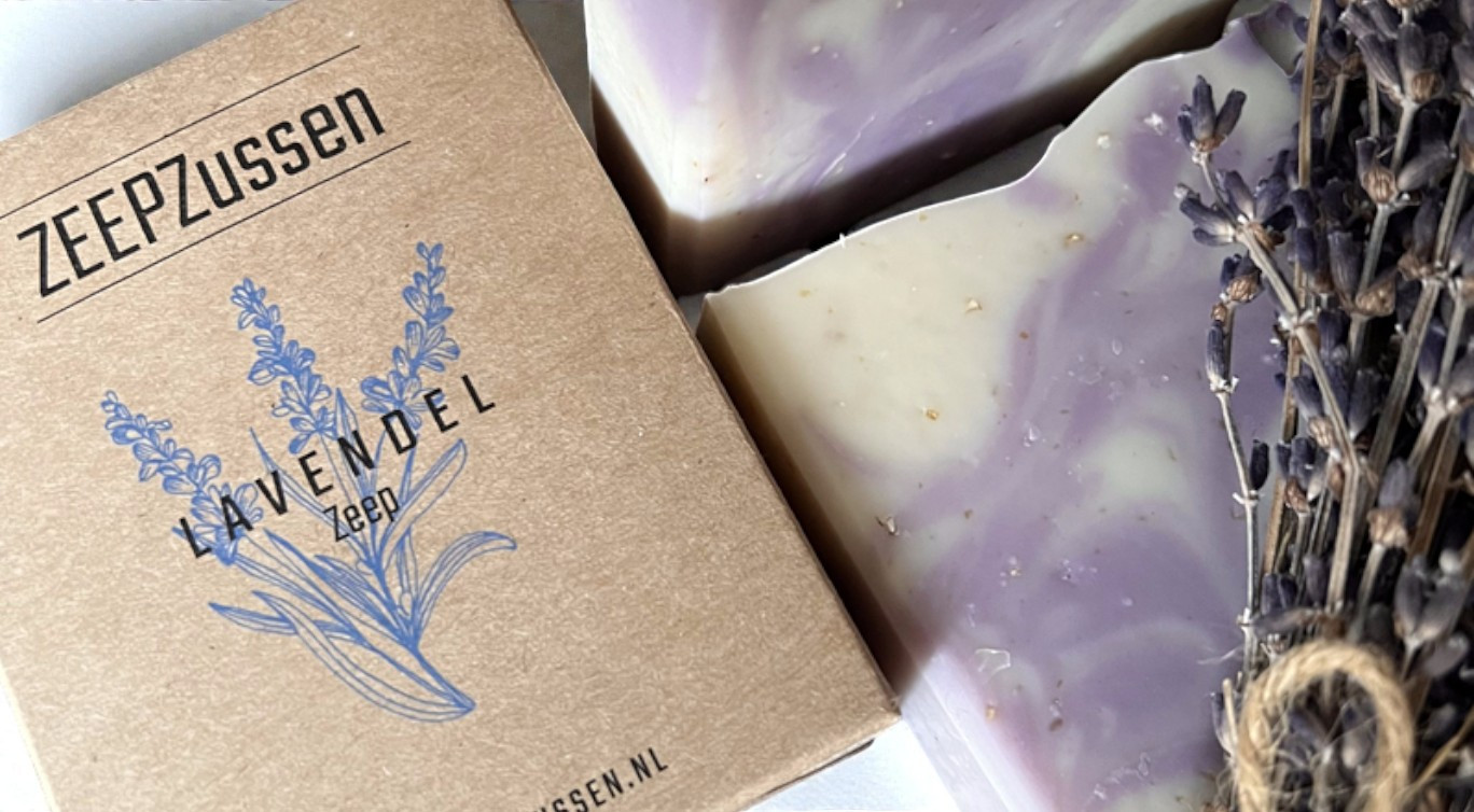 vouwlangsnaadzeepdoosjekraftgroot-photoroom