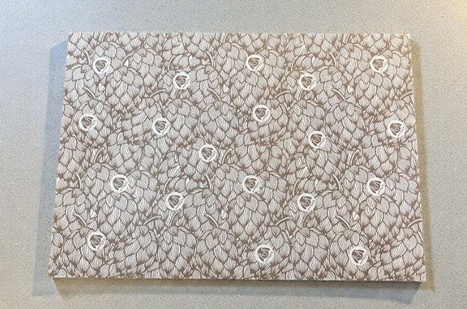 wrappingpaperbedruktbloemenklein2-photoroom