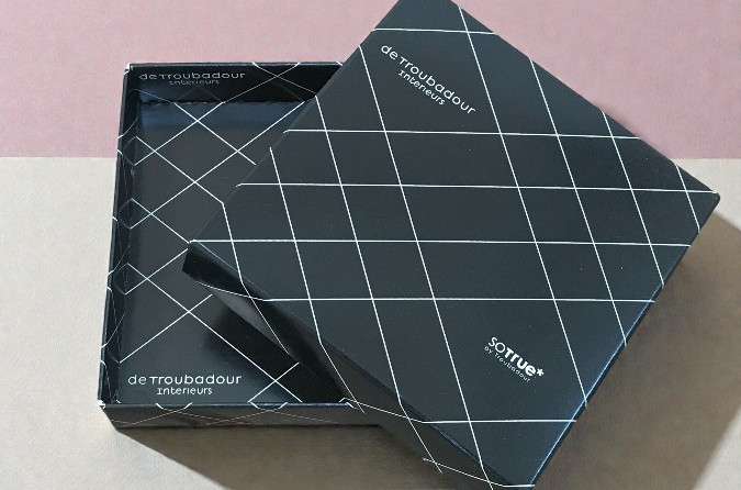 vouwdoosdekseldetroubadoursmal-photoroom