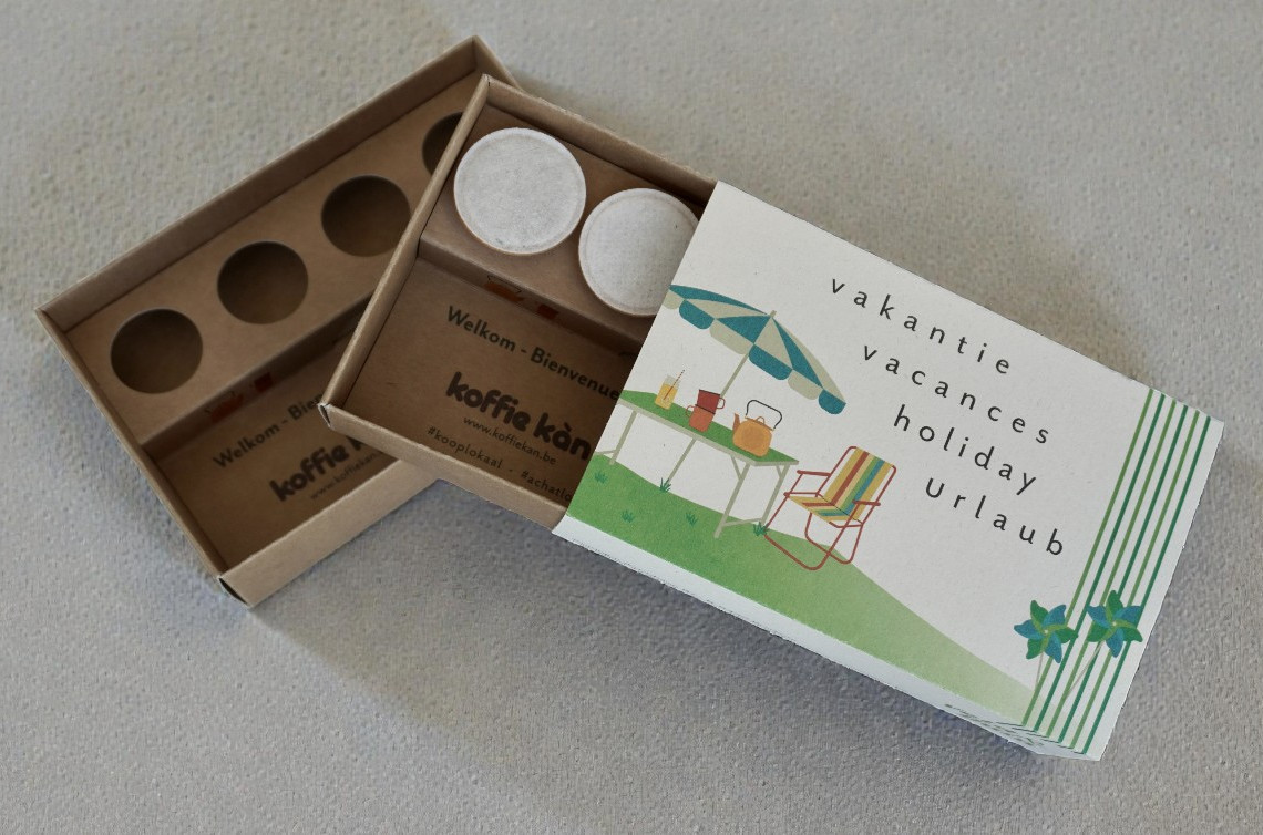 vouwkoffiedoosjesinterieurkoffiecapsulesgroot-photoroom