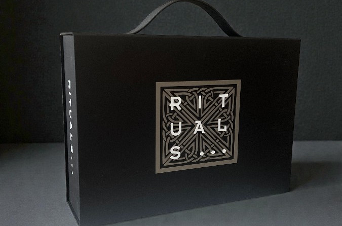 luxekoffermagneetdooskartoninterieurritualsdichtsmal-photoroom