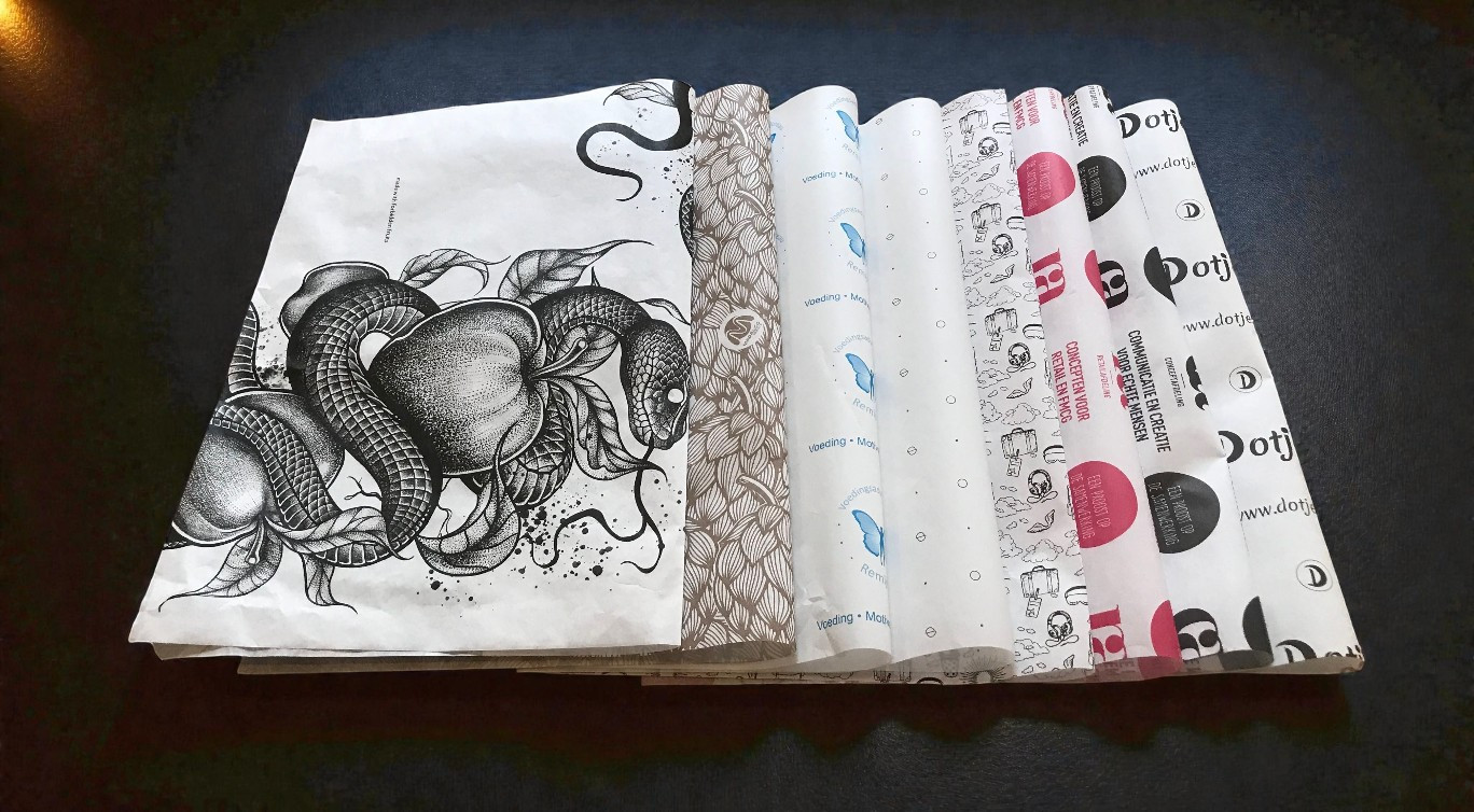 wrappingpaperbedruktgroot-photoroom